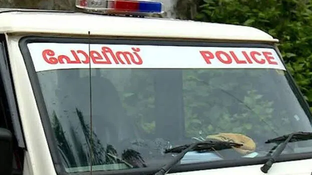 തിരുവനന്തപുരത്ത് നാലാം ക്ലാസുകാരി ശുചിമുറിയിൽ ജീവനൊടുക്കി തിരുവനന്തപുരത്ത് നാലാം ക്ലാസുകാരി ശുചിമുറിയിൽ ജീവനൊടുക്കി