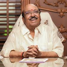 ഇരട്ടമുഖമുള്ള   മുസ്ലിം ലീ​ഗ് നേതാക്കൾ   നാട്ടിൽ   മതേതരവും പുറത്തു പോയി  വർ​ഗീയതയും പറയും